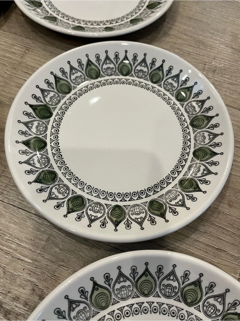 Vintage Biltons BIL48 ironstone 6.5” plates from Staffordshire set of 6